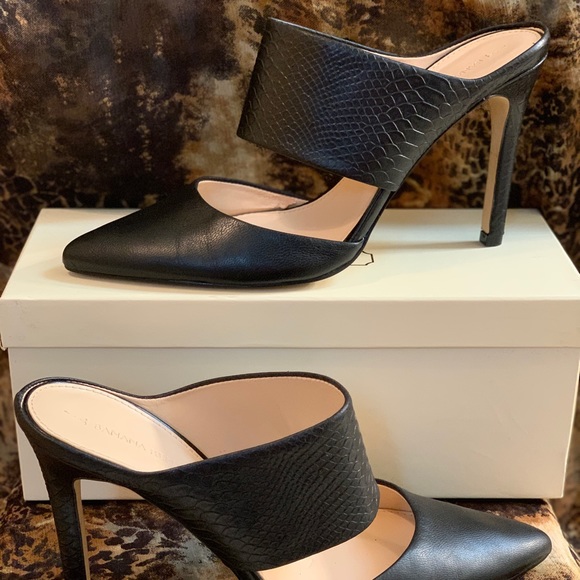 BANANA REPUBLIC GOOD CONDITION:  MULE BLACK PUMPS. - Picture 3 of 15